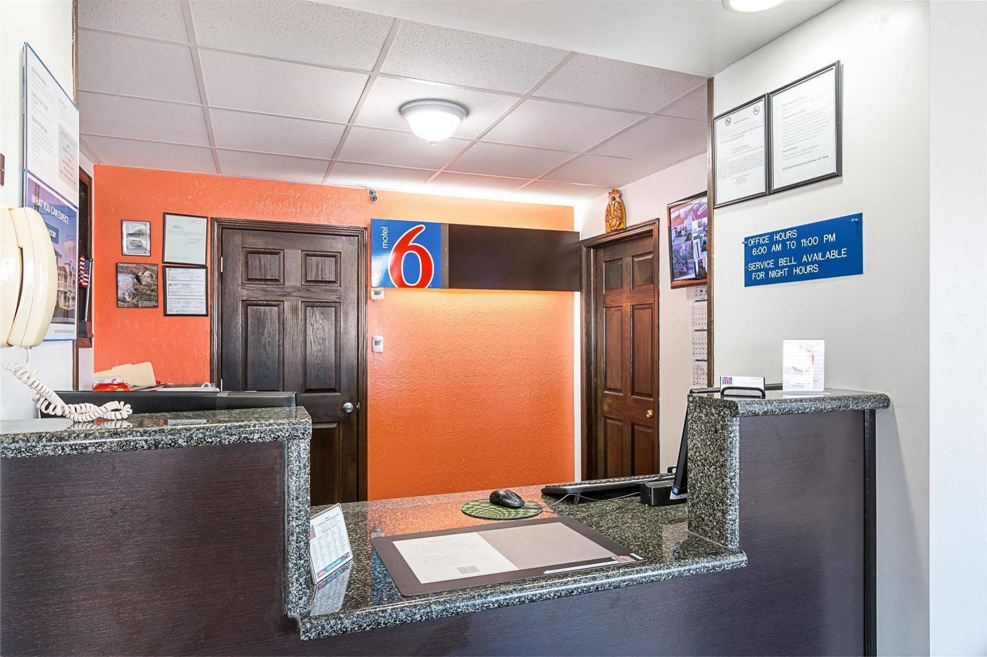 Motel 6-Wisconsin Rapids, Wi Buitenkant foto