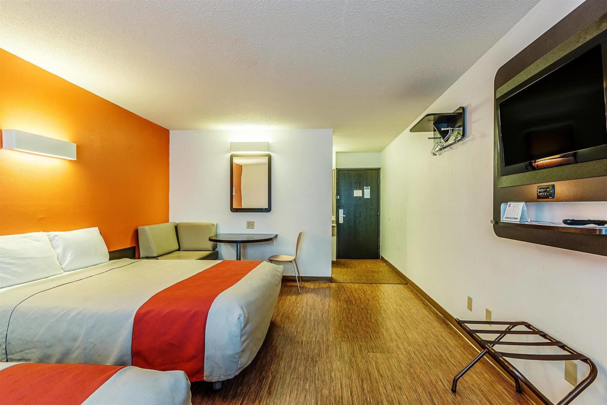 Motel 6-Wisconsin Rapids, Wi Buitenkant foto