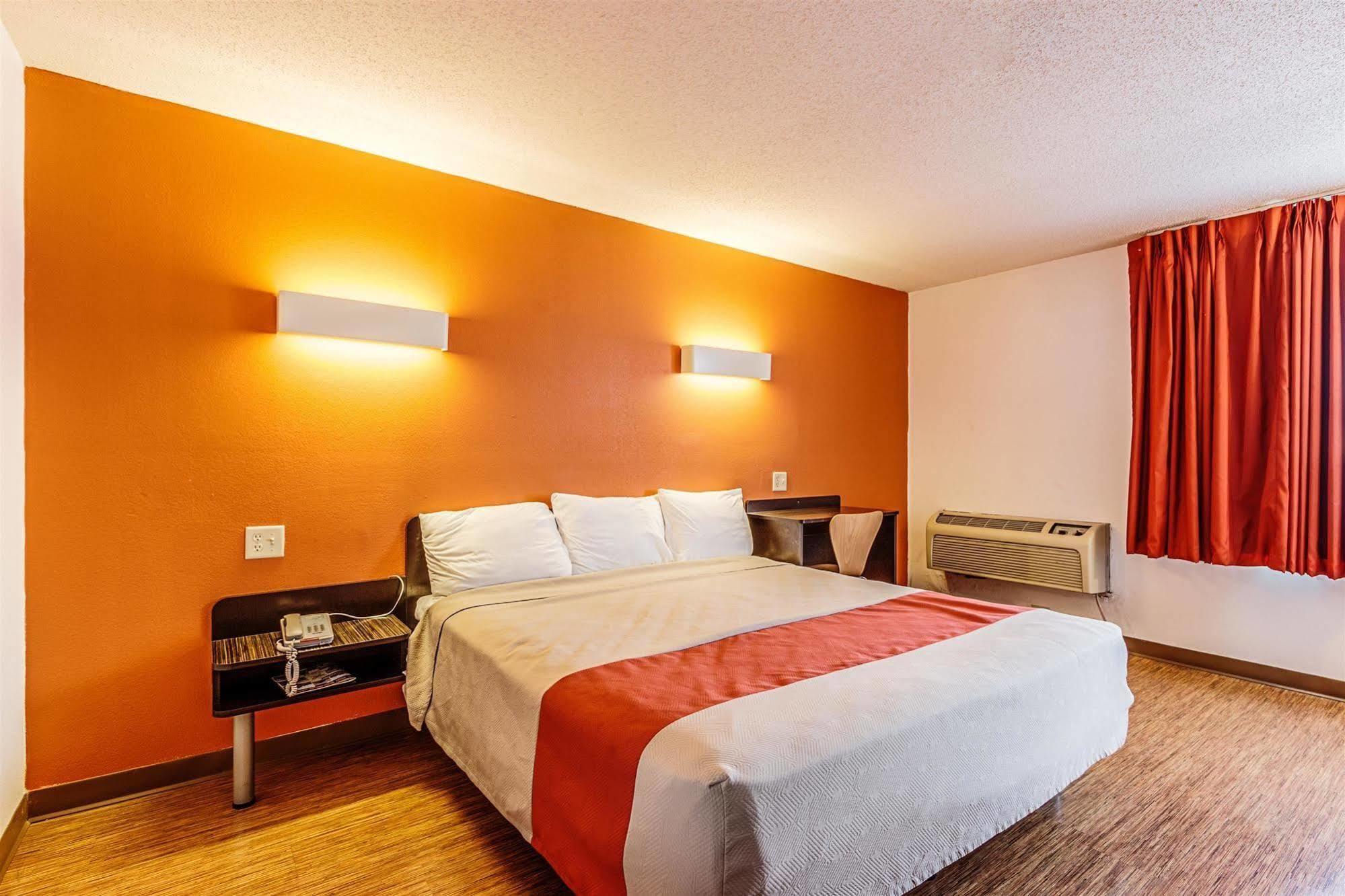 Motel 6-Wisconsin Rapids, Wi Buitenkant foto