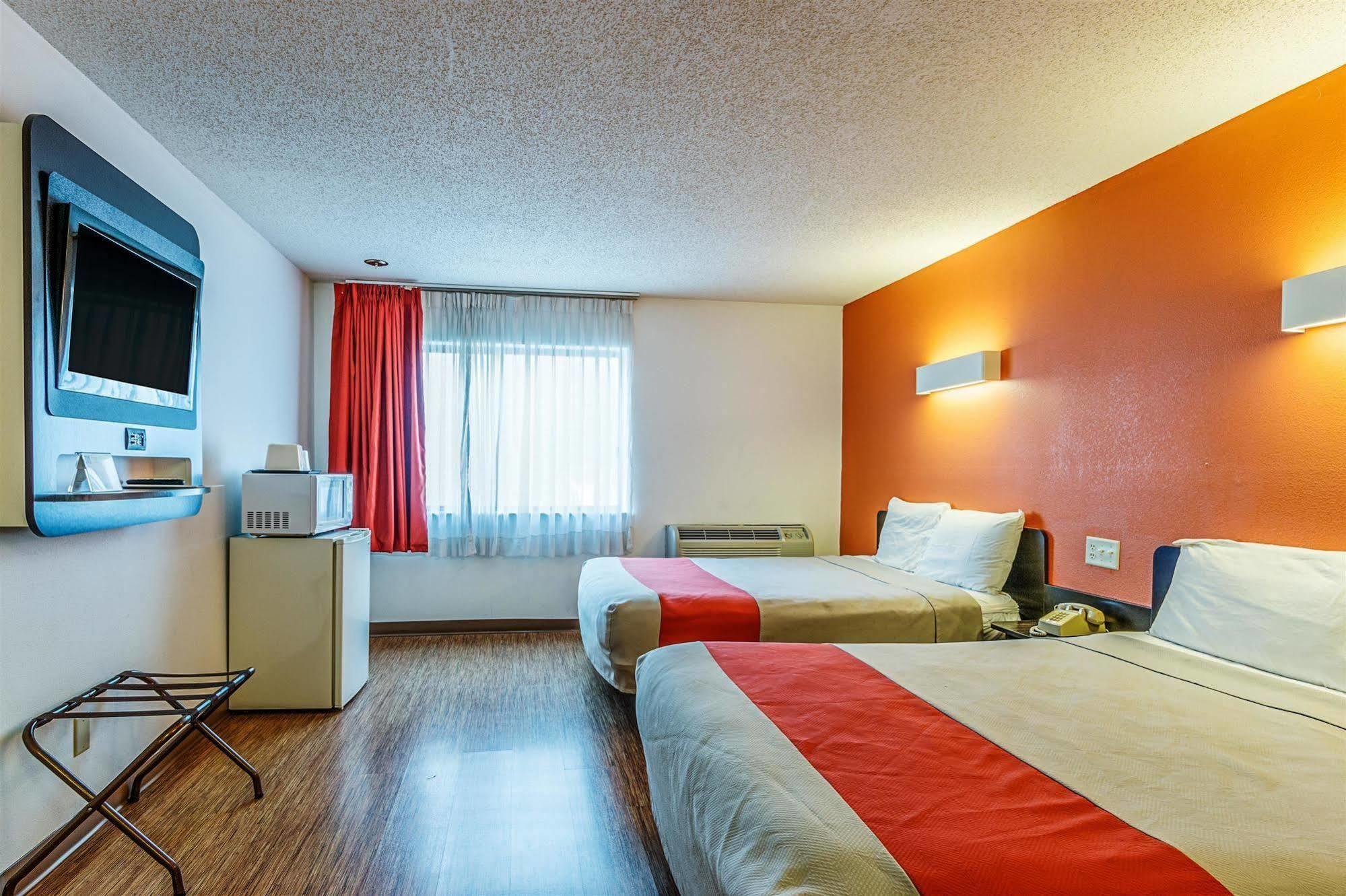 Motel 6-Wisconsin Rapids, Wi Buitenkant foto