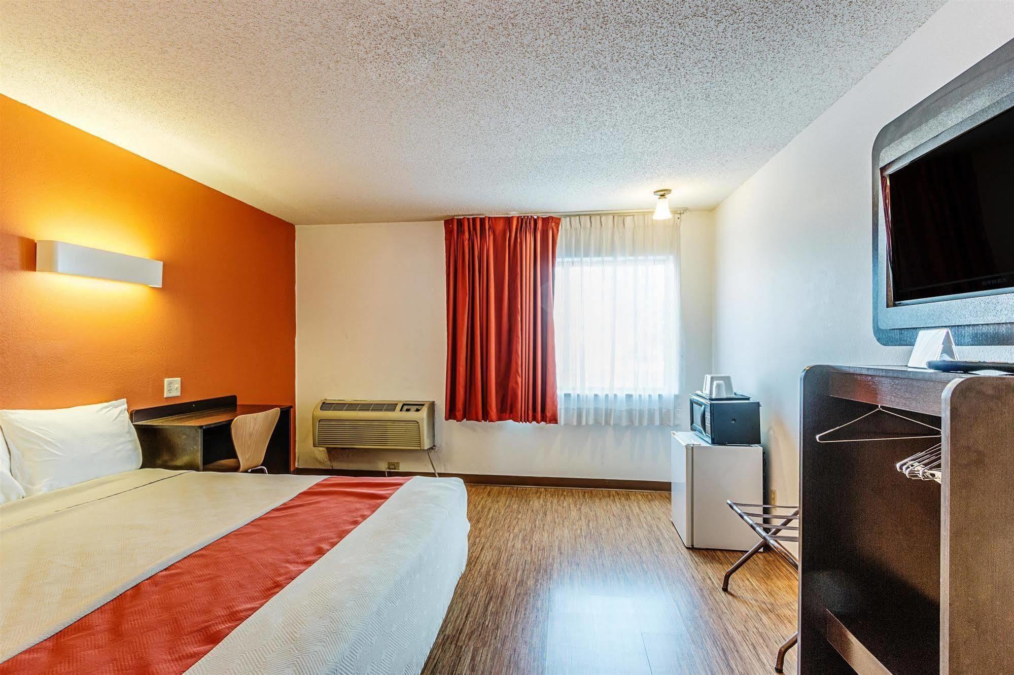 Motel 6-Wisconsin Rapids, Wi Buitenkant foto